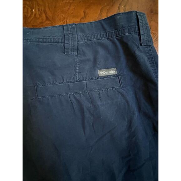 Columbia Shorts Mens 38 Washed Out Blue Outdoors 10" Flat Front - Picture 3 of 7